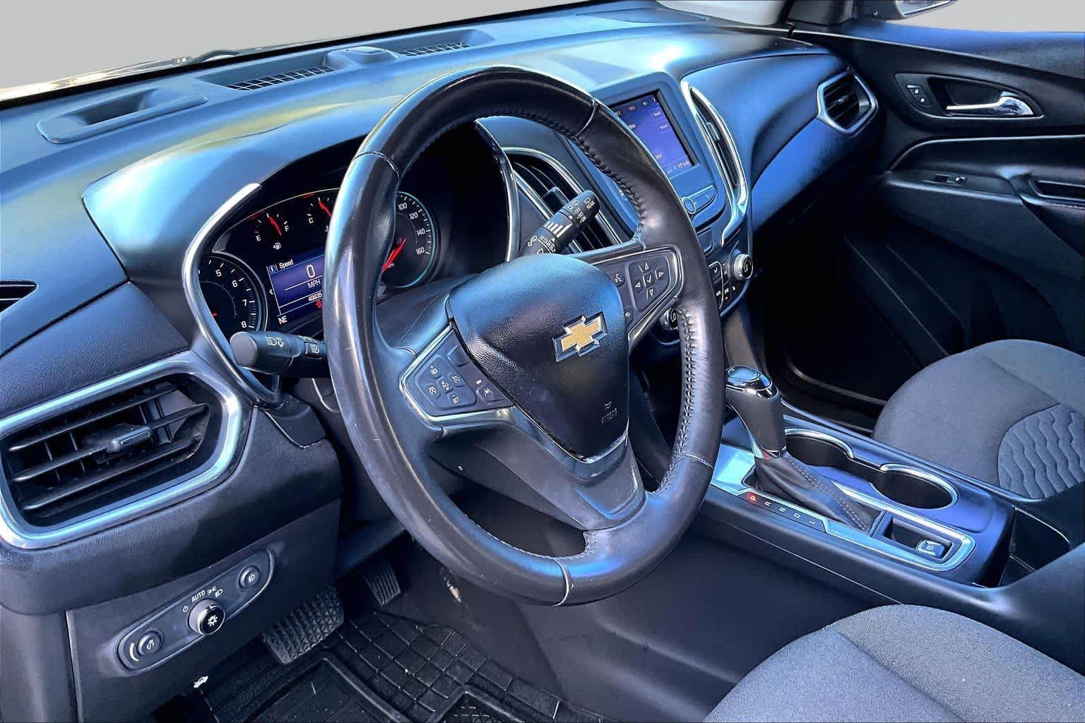 Used 2020 Chevrolet Equinox LT FWD image 17