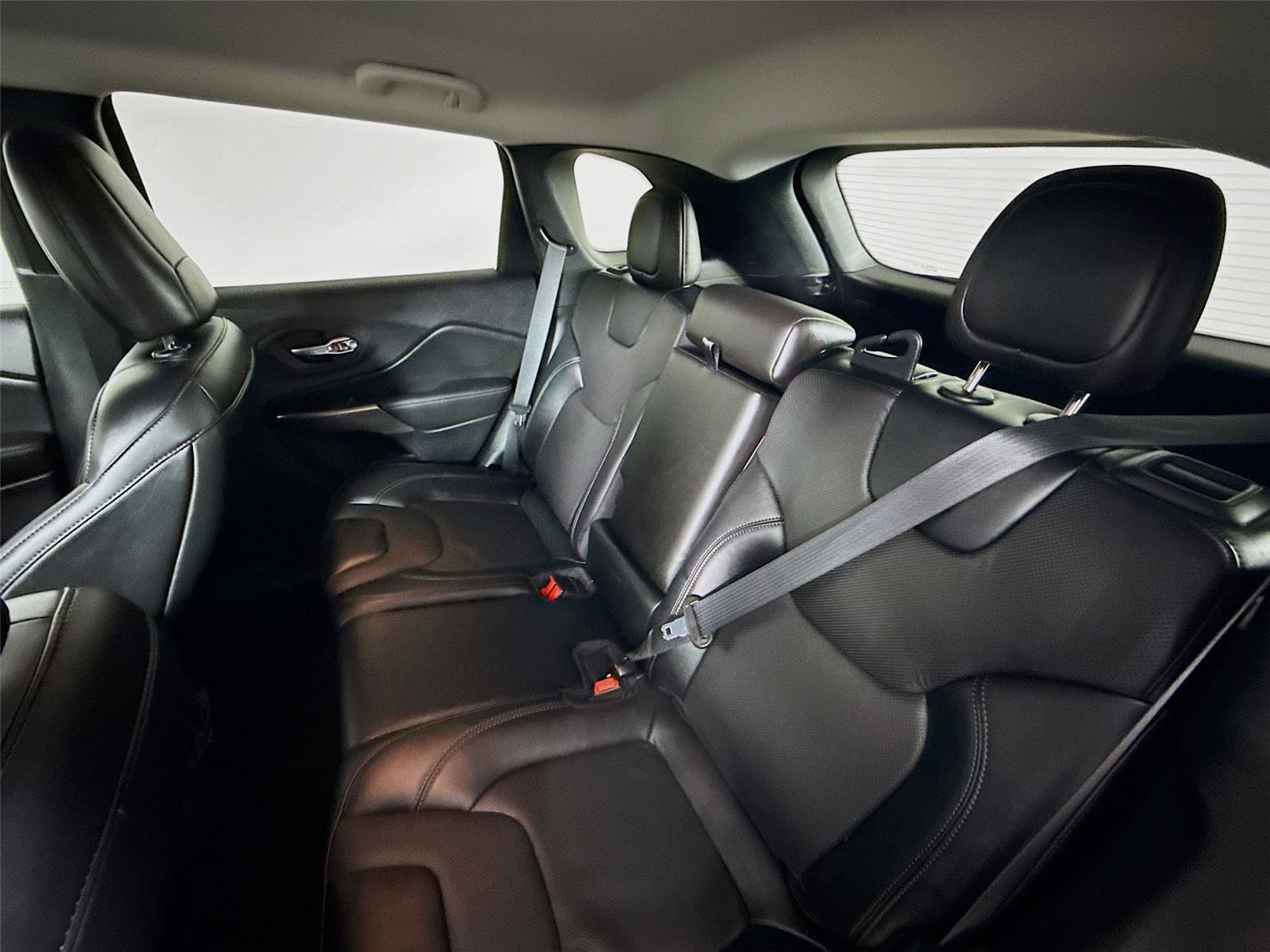 Used 2022 Jeep Cherokee Latitude Lux image 20