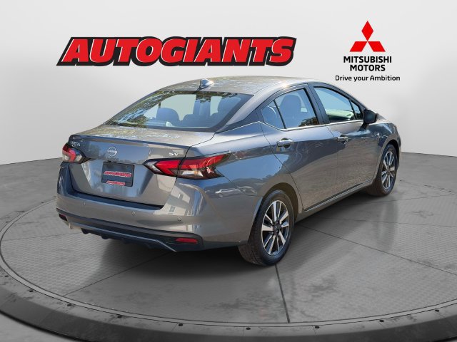 Used 2024 Nissan Versa SV FWD image 4