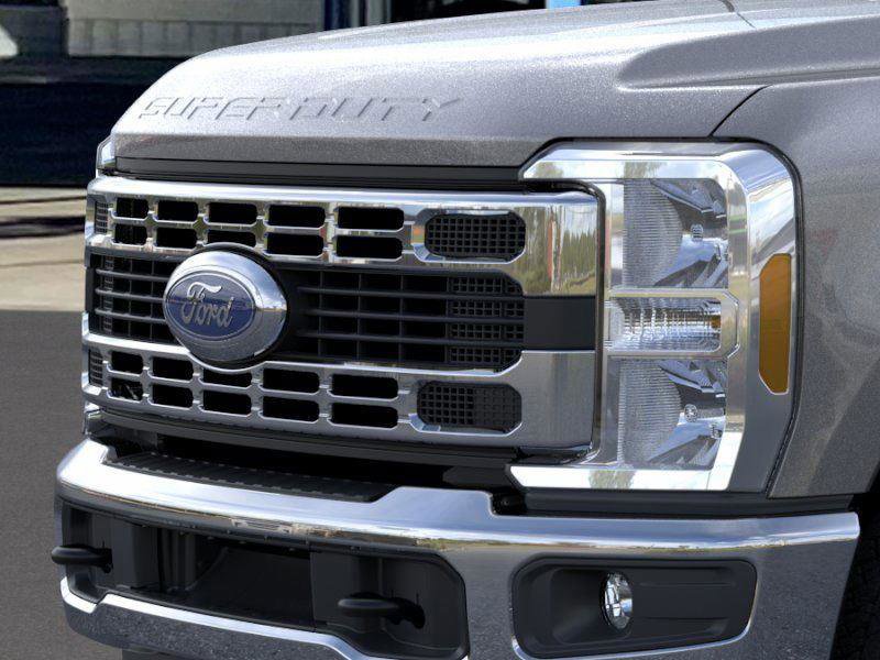 New 2026 Ford F250 XLT w/ FX4 Off-Road Package AWD/4WD image 17