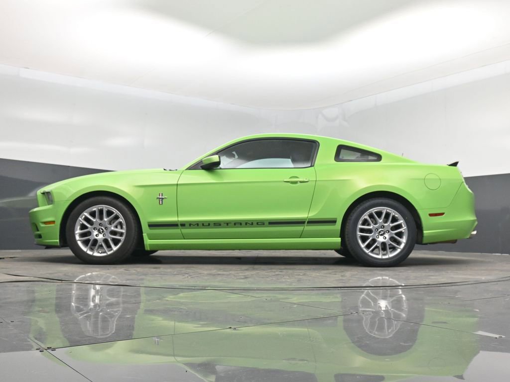 Used 2014 Ford Mustang Premium w/ Equipment Group 202A image 15
