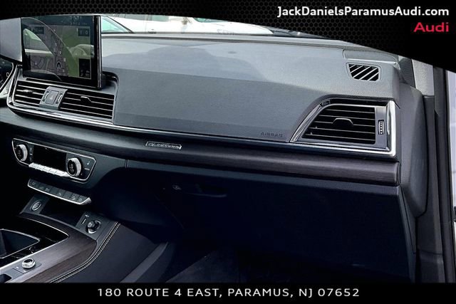 Used 2023 Audi Q5 e Premium Plus w/ Premium Plus Package image 14