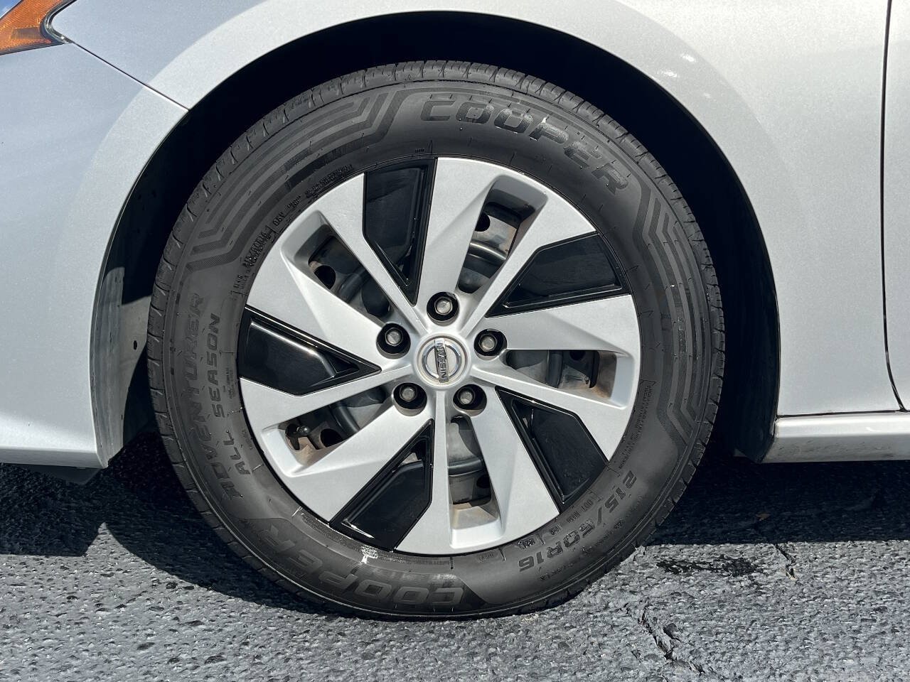 Used 2019 Nissan Altima 2.5 S FWD image 10