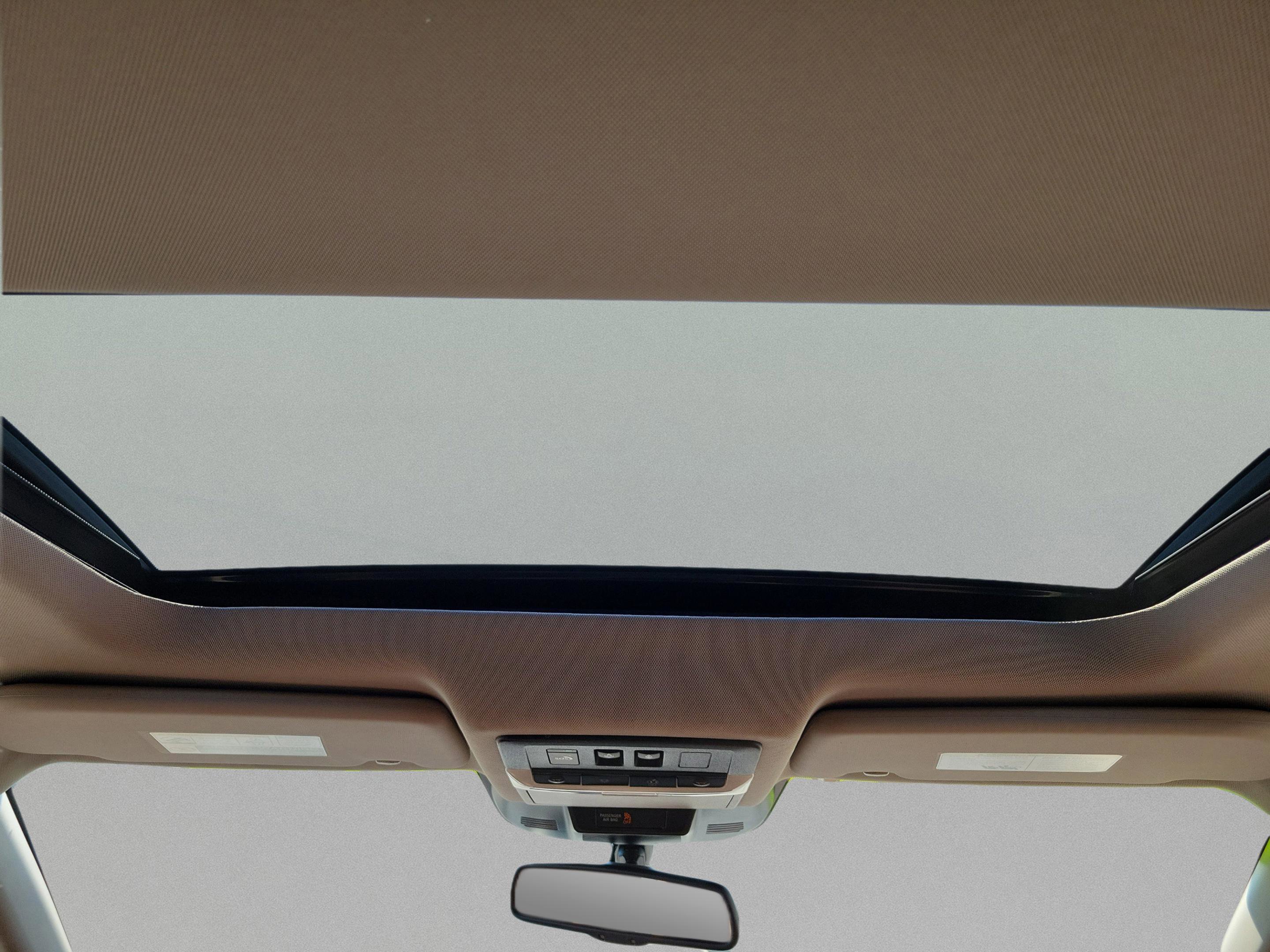 Used 2024 Nissan Rogue Platinum w/ Platinum Premium Package image 11