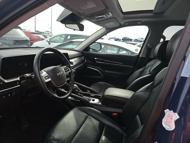 Used 2025 Kia Telluride S image 10