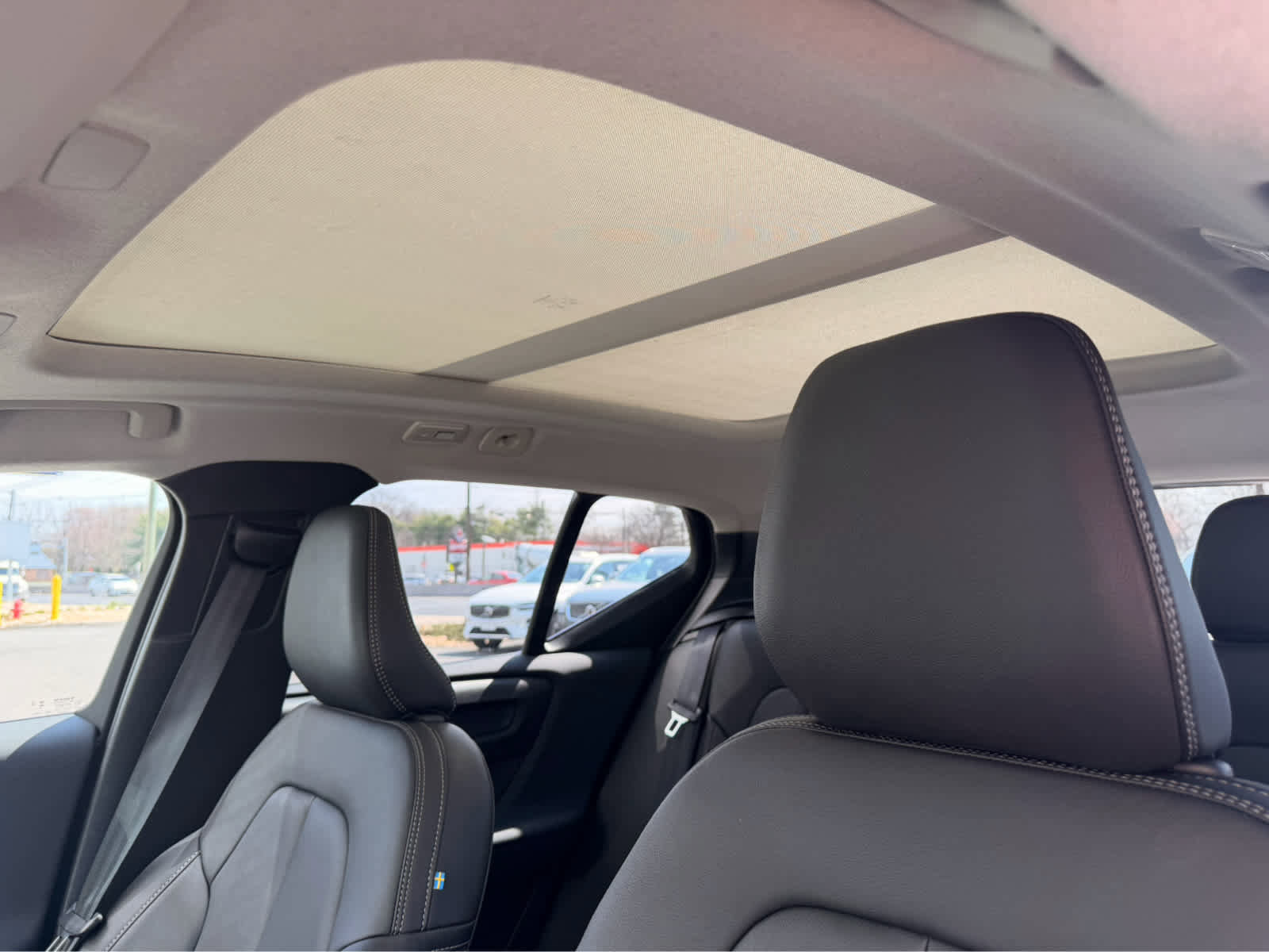 Used 2026 Volvo XC40 B5 Plus w/ Protection Package Premier image 8