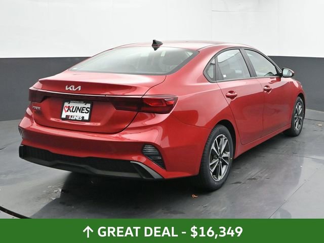 Used 2024 Kia Forte LXS image 10