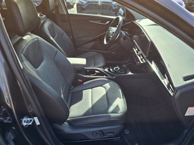 Certified 2023 Kia Niro Wave FWD image 13