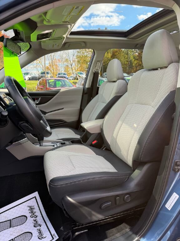 Certified 2023 Subaru Forester Premium image 9