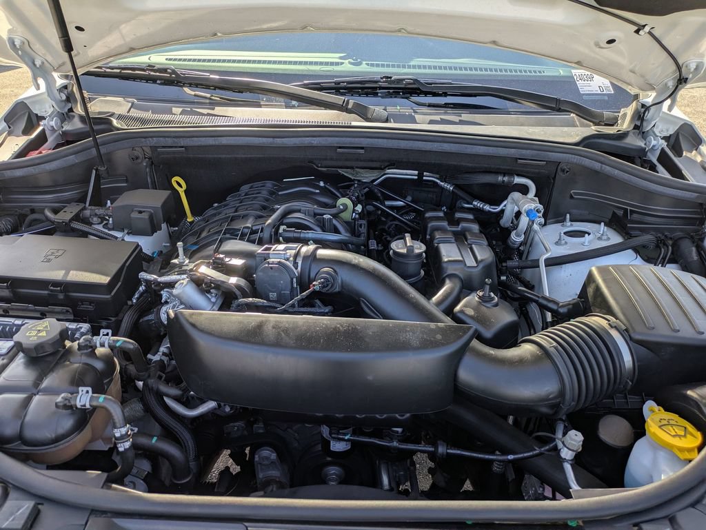 Used 2023 Dodge Durango SXT Launch Edition RWD image 13
