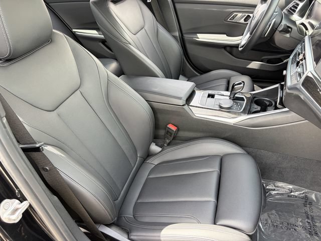 Certified 2022 BMW 330i Sedan w/ Driving Assistance Package RWD image 12
