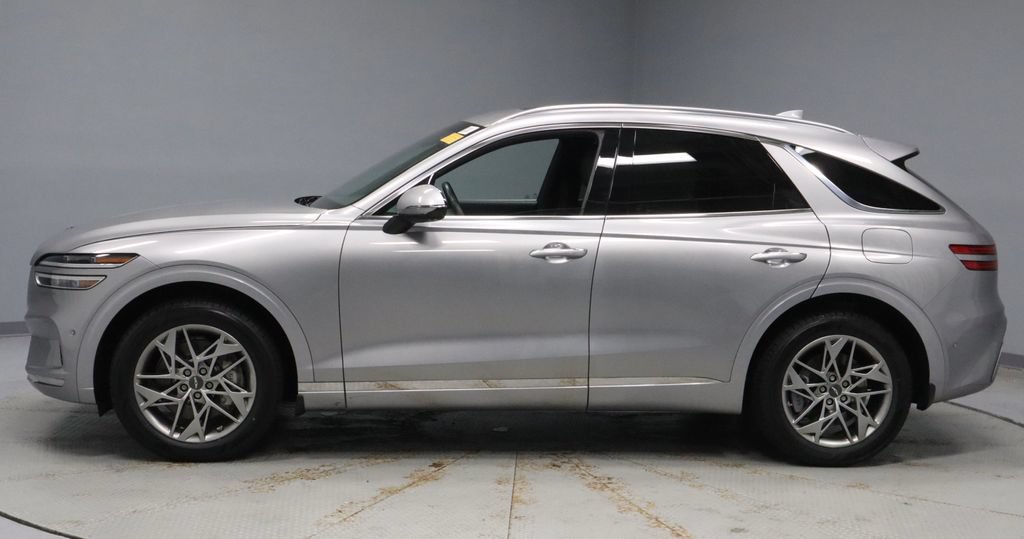 Used 2023 Genesis GV70 2.5T w/ Advanced Package AWD/4WD image 8
