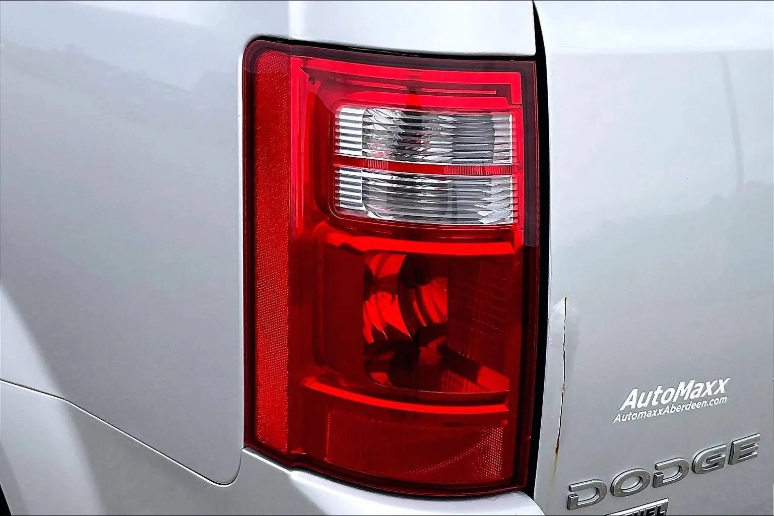 Used 2010 Dodge Grand Caravan SE FWD image 23