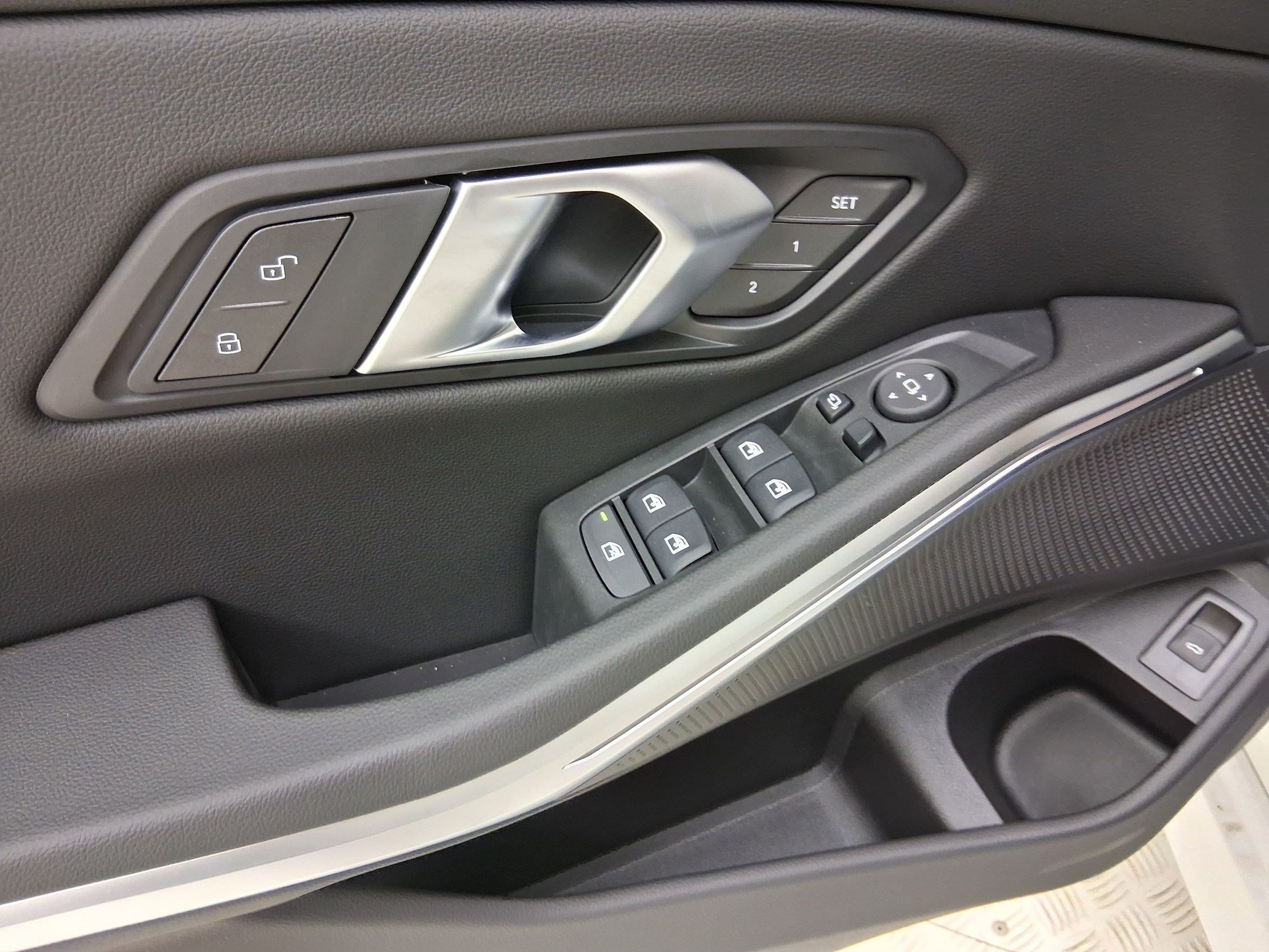 New 2026 BMW 330i Sedan w/ Convenience Package RWD image 83
