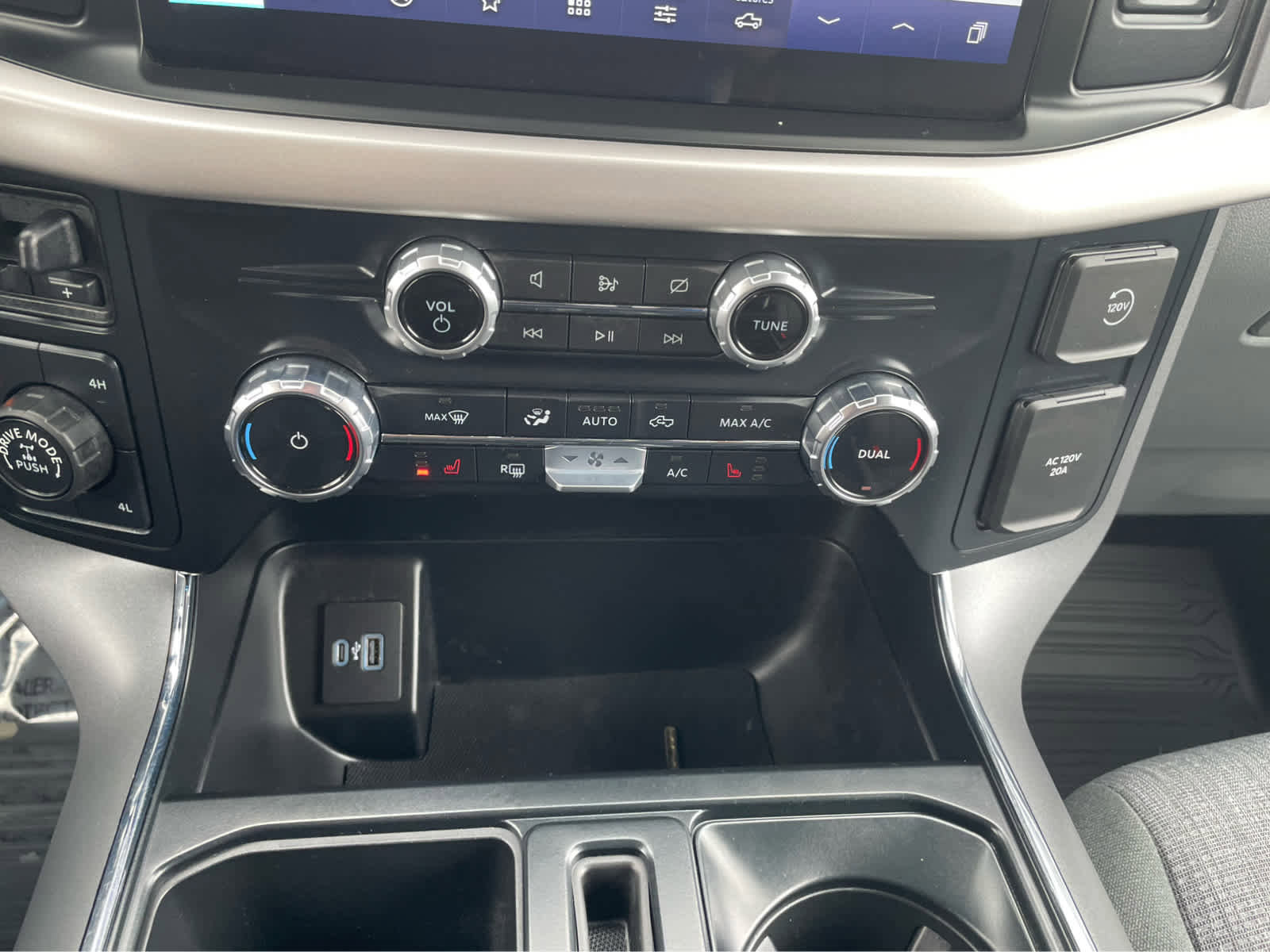 Used 2023 Ford F150 XLT w/ Equipment Group 302A High image 26