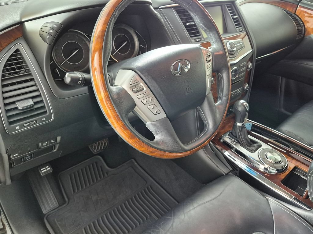 Used 2017 INFINITI QX80 2WD w/ Deluxe Technology Package image 11