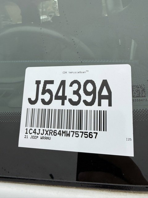 Used 2021 Jeep Wrangler Unlimited Rubicon 4xe w/ Steel Bumper Group image 31