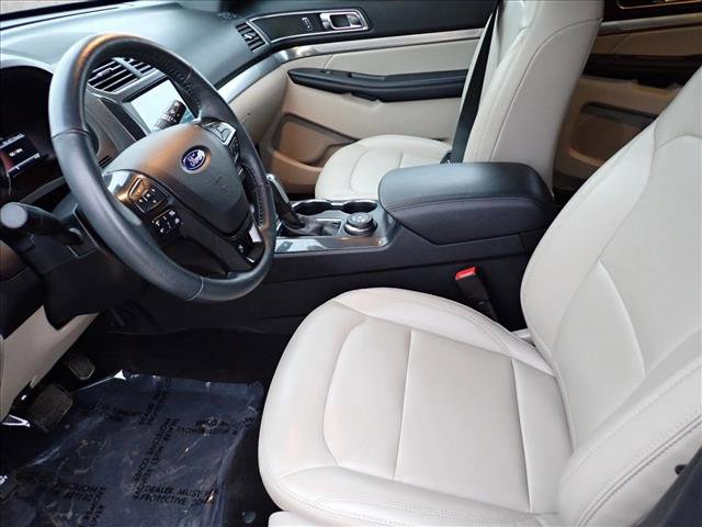 Used 2019 Ford Explorer XLT w/ Equipment Group 202A image 12