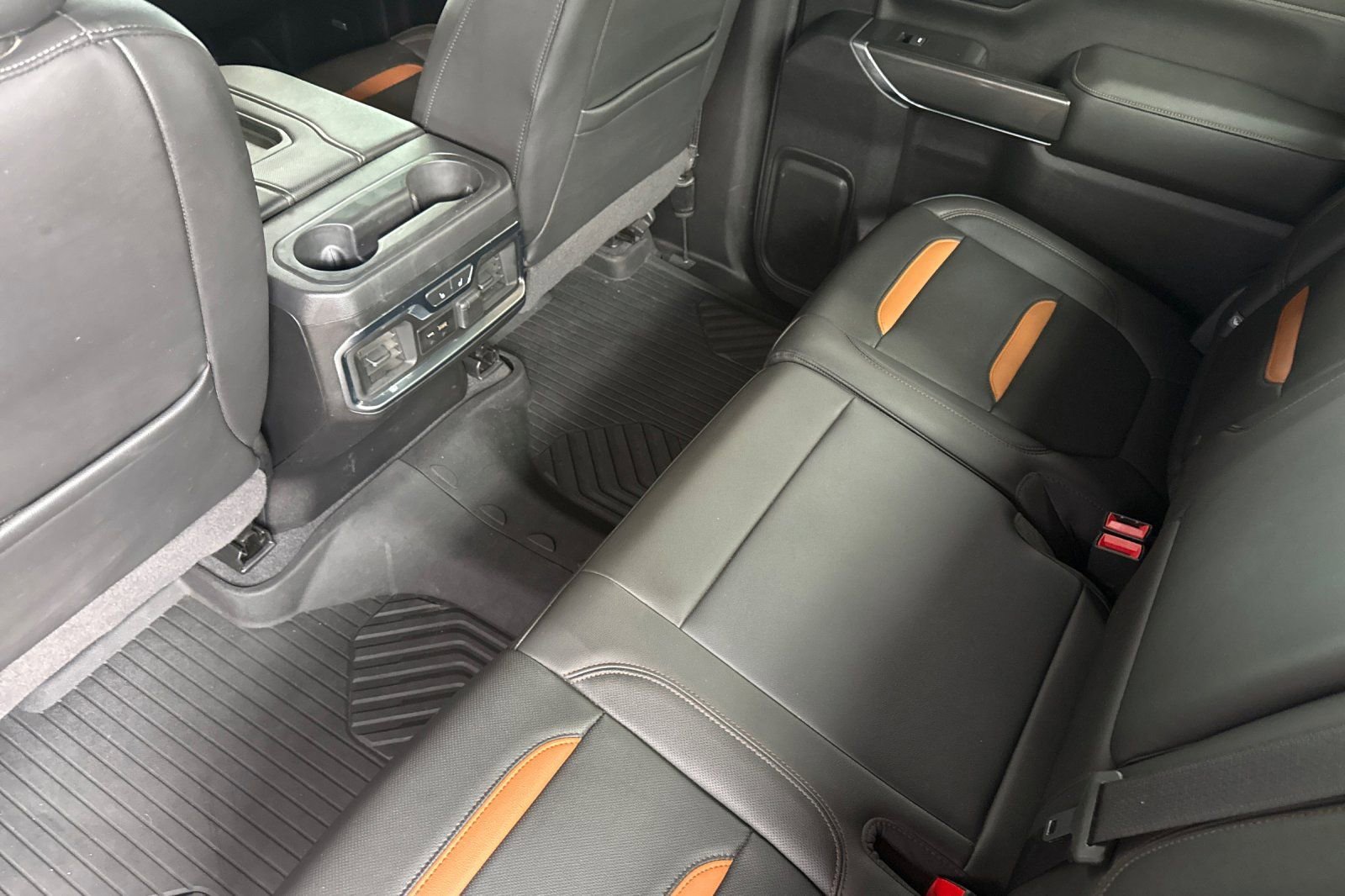 Used 2020 GMC Sierra 2500 AT4 w/ AT4 Premium Package AWD/4WD image 12