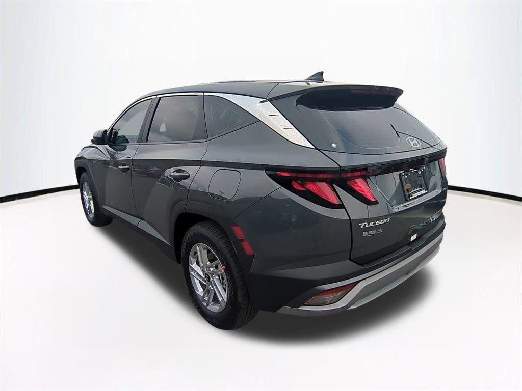 New 2026 Hyundai Tucson SE image 7