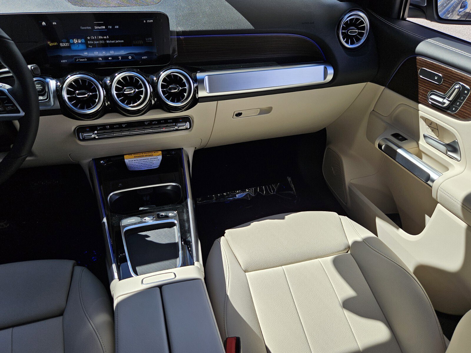 New 2026 Mercedes-Benz GLB 250 image 17