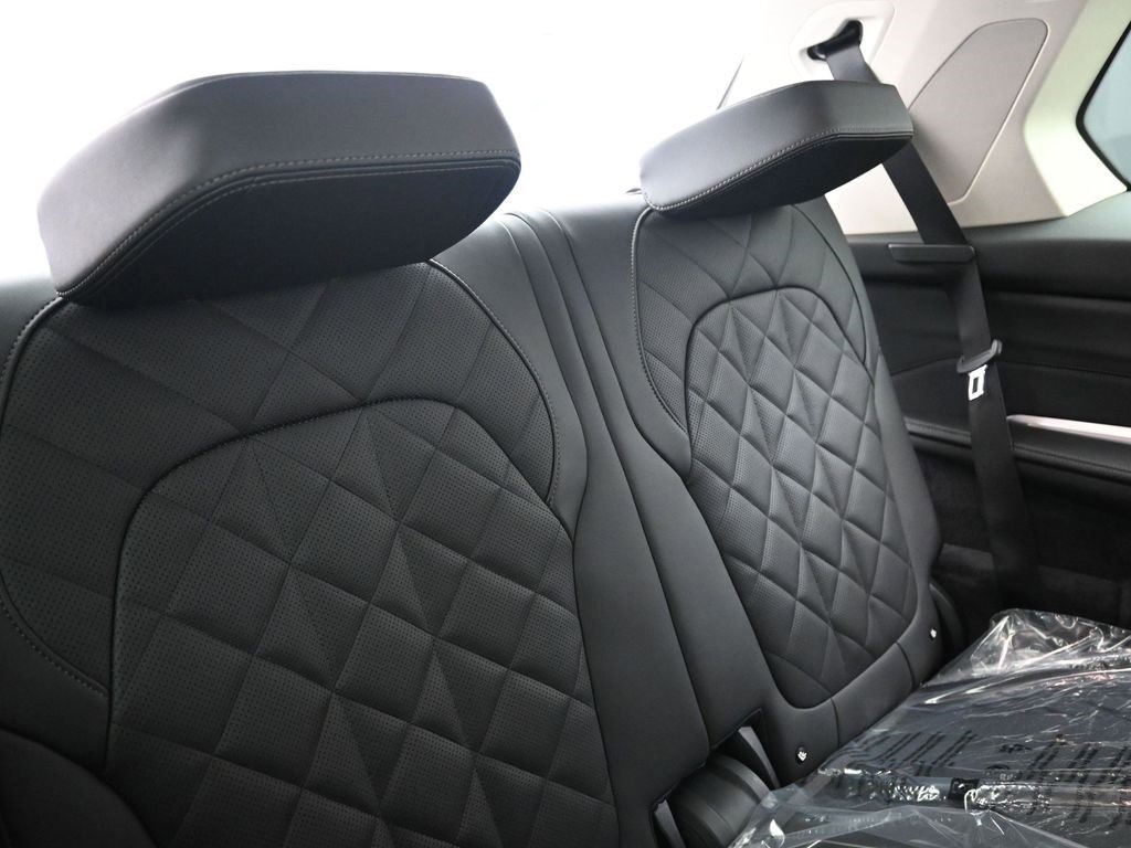 New 2026 BMW X7 xDrive40i w/ Premium Package image 20