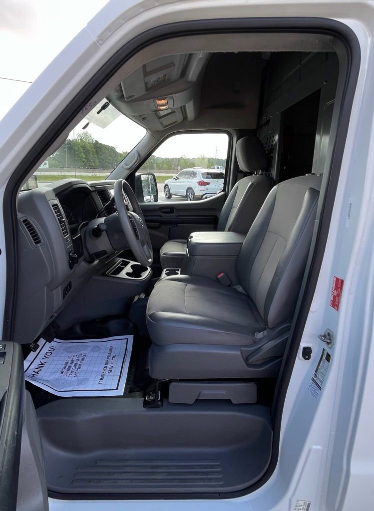 Used 2020 Nissan NV 2500 SV image 18