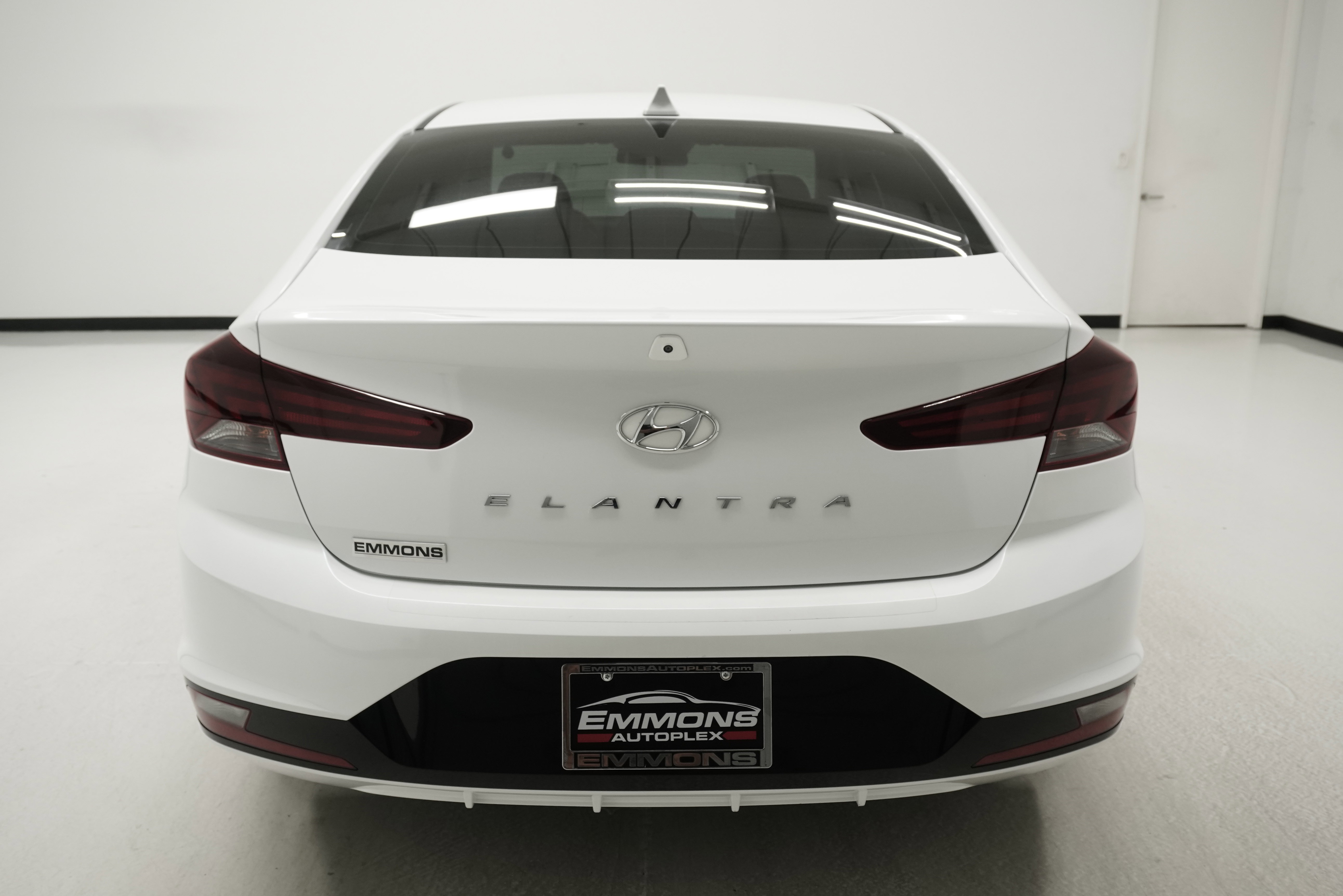 Used 2020 Hyundai Elantra SEL w/ Convenience Package (C2) FWD image 5