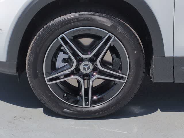 New 2026 Mercedes-Benz GLB 250 4MATIC image 14