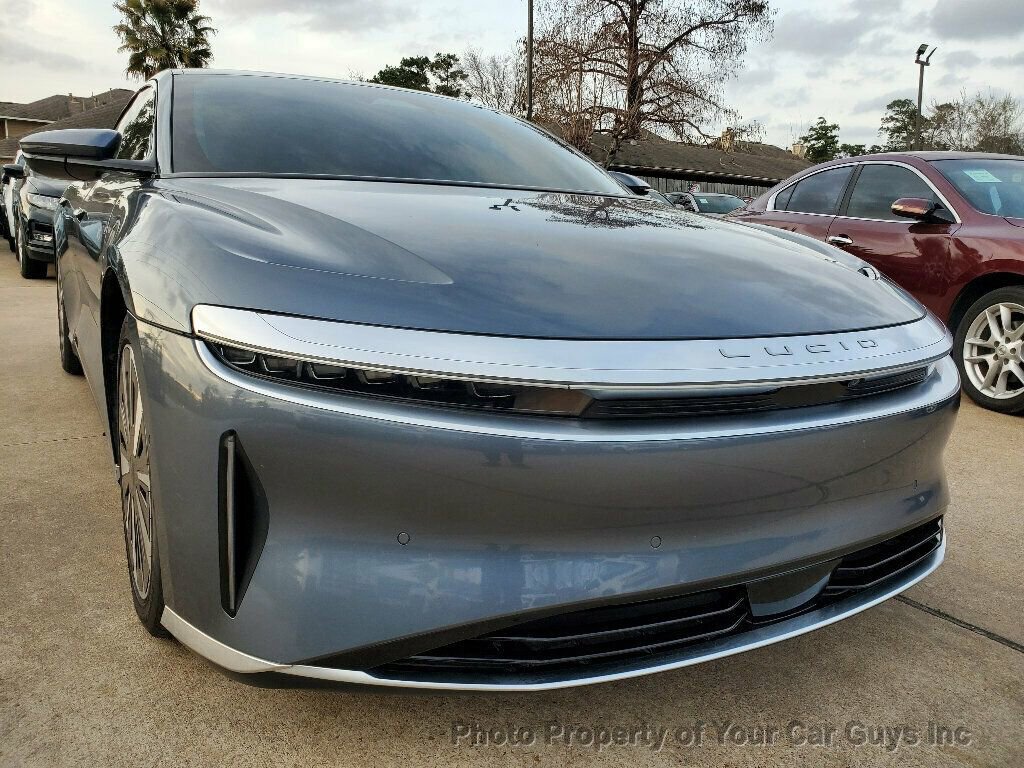 Used 2025 Lucid Air Pure image 7