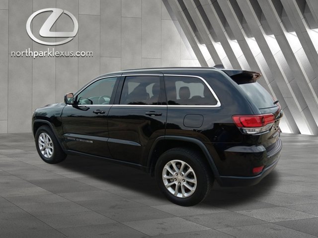 Used 2022 Jeep Grand Cherokee Laredo E image 2