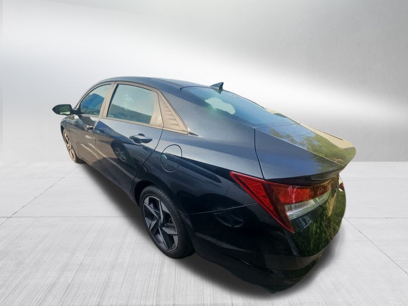 Used 2023 Hyundai Elantra SEL w/ Convenience Package FWD image 6