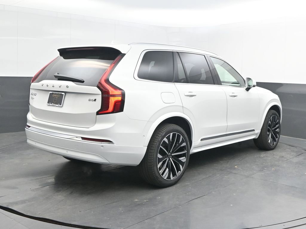 New 2026 Volvo XC90 B6 Ultra w/ Protection Package image 7