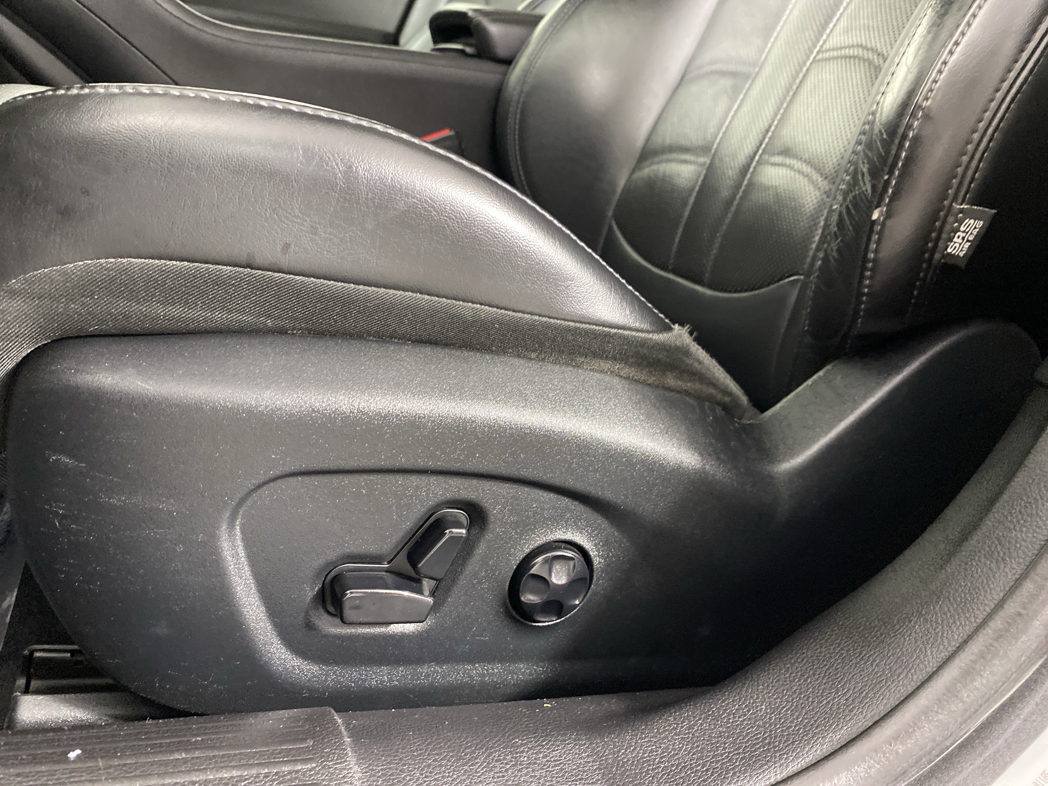 Used 2016 Chrysler 200 S w/ Navigation & Sound Group I AWD/4WD image 18