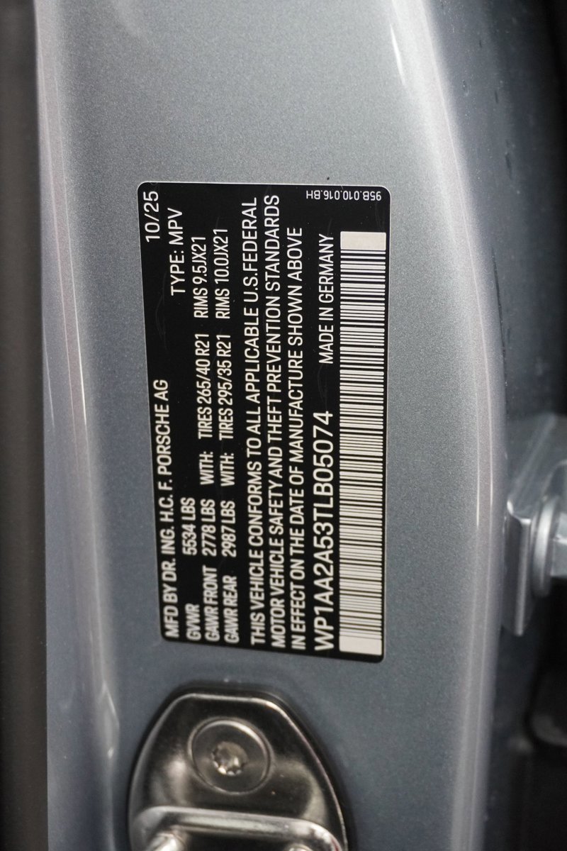 Certified 2026 Porsche Macan image 26