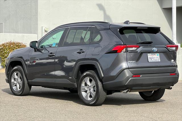 Certified 2024 Toyota RAV4 LE AWD/4WD image 7
