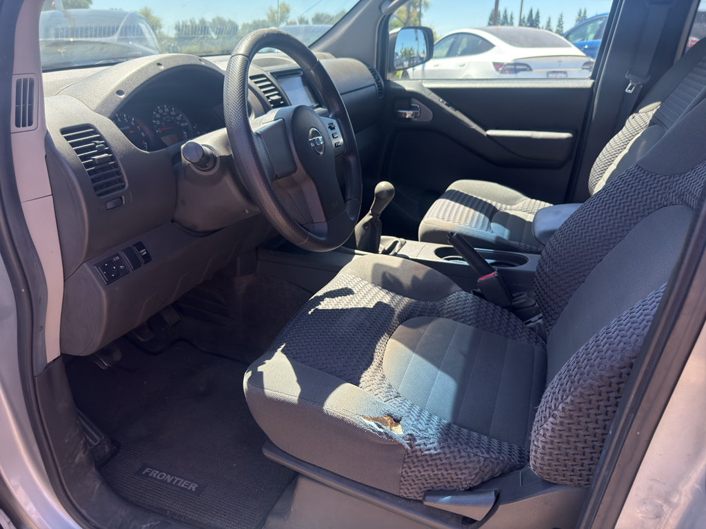Used 2005 Nissan Frontier SE w/ (P01) Power Pkg RWD image 10