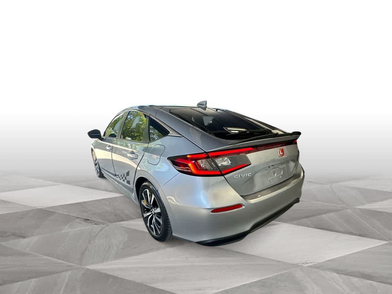 Used 2024 Honda Civic EX-L image 6