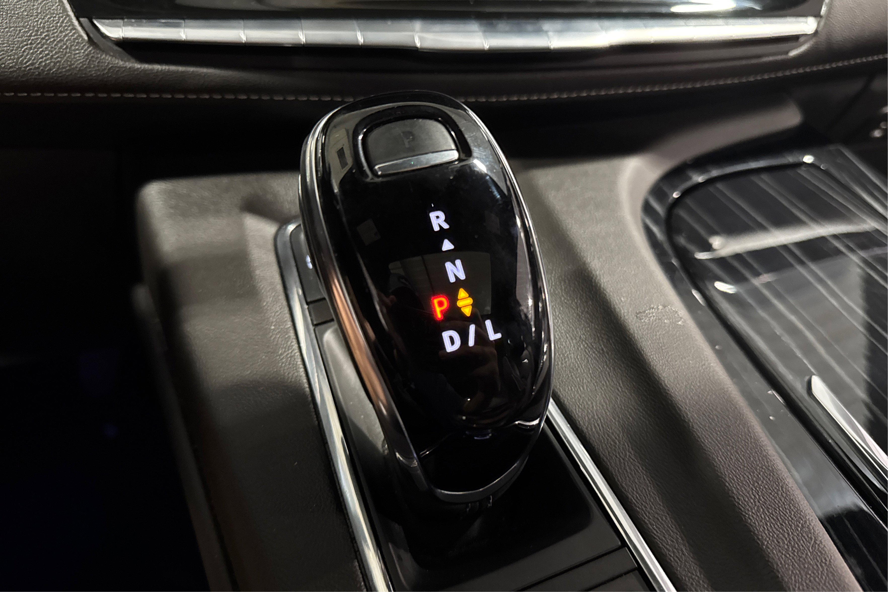 Used 2024 Cadillac Escalade Sport image 38