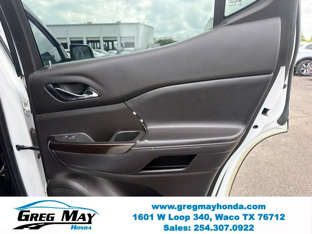 Used 2021 GMC Acadia AT4 w/ Preferred Package AWD/4WD image 24