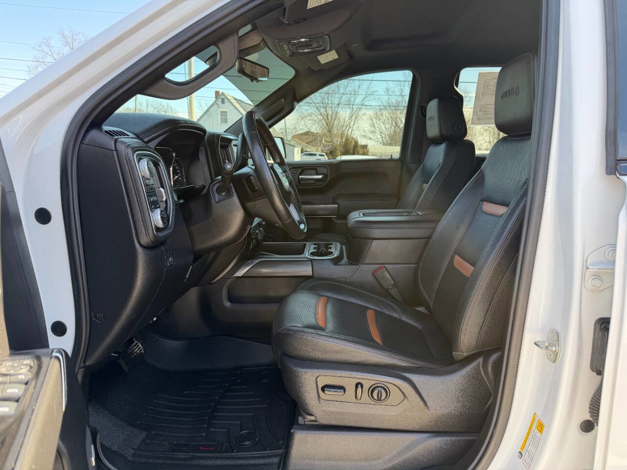 Used 2020 GMC Sierra 1500 AT4 w/ Technology Package image 25