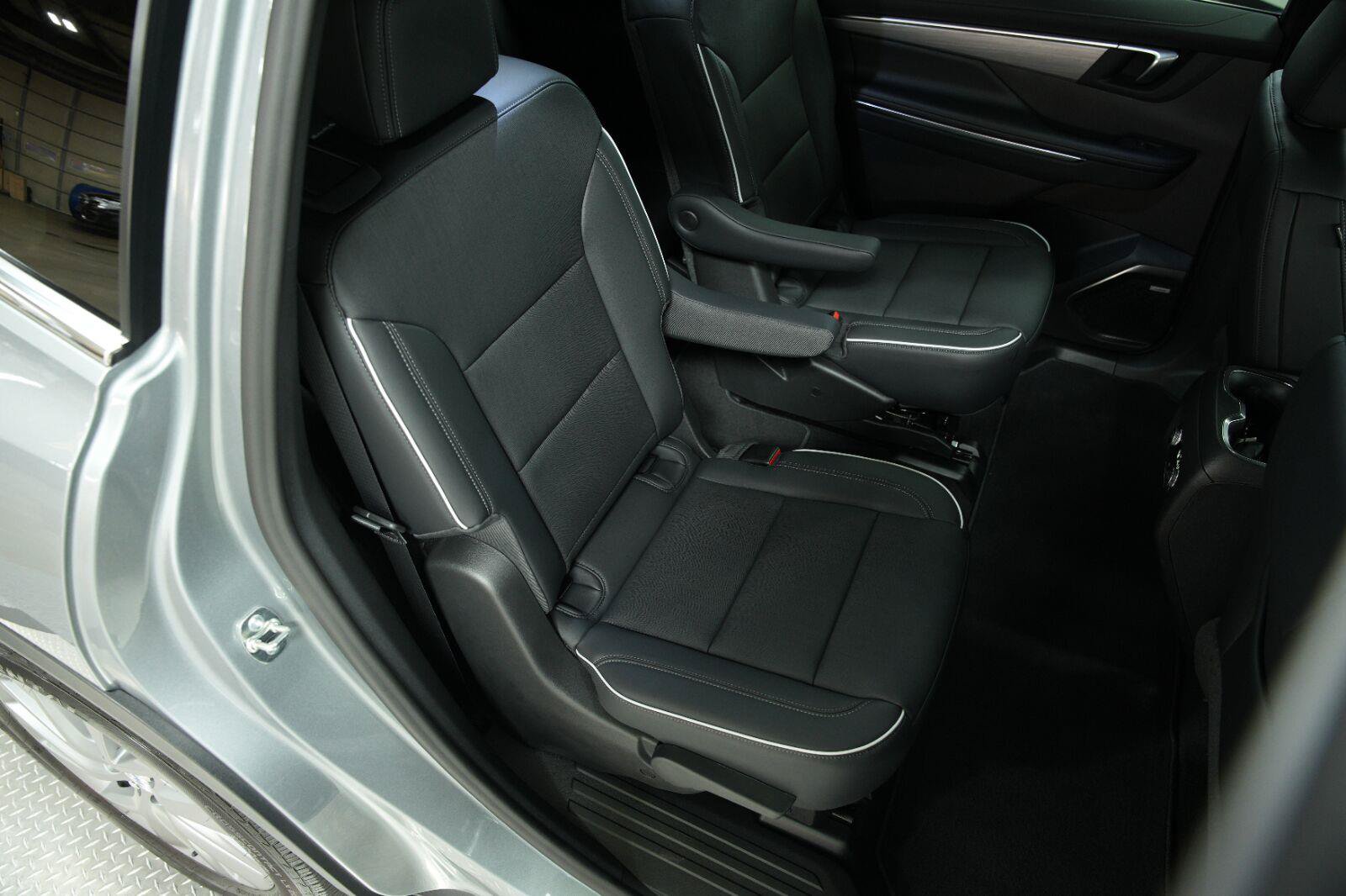 New 2026 Buick Enclave Preferred FWD image 19