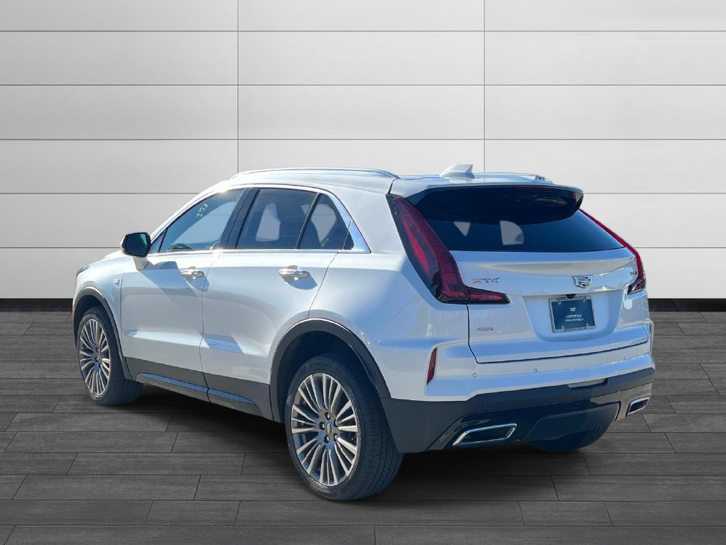 Certified 2024 Cadillac XT4 Premium Luxury AWD/4WD image 3