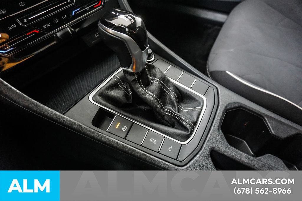 Used 2025 Volkswagen Jetta Sport FWD image 35