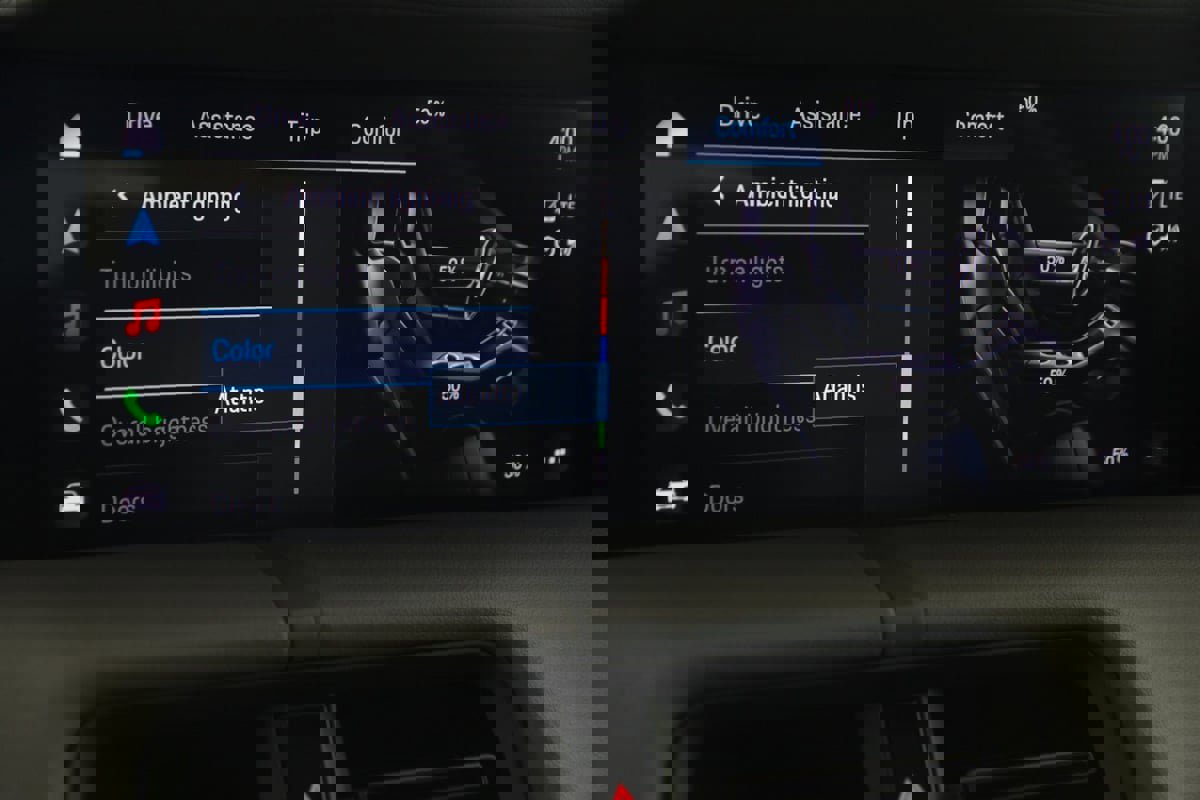 Used 2020 Porsche Taycan 4S image 42