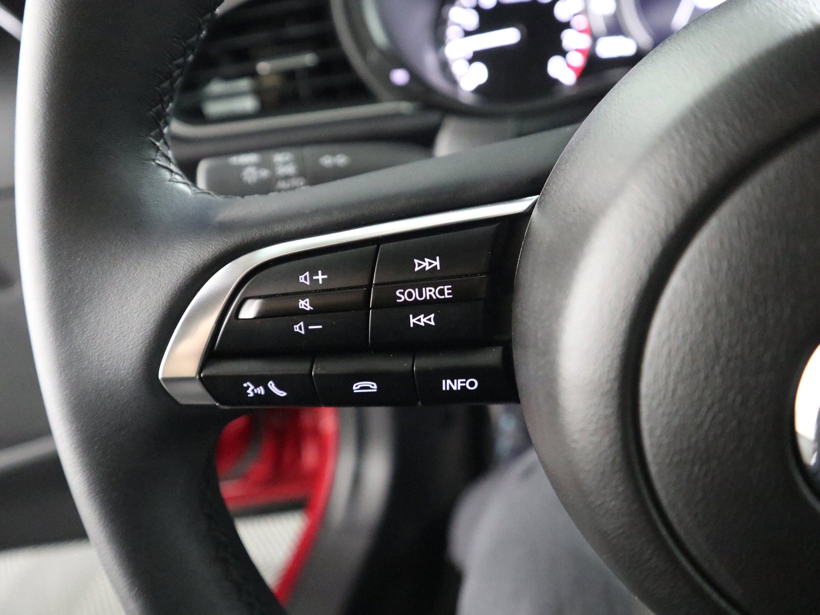 Certified 2025 MAZDA CX-30 AWD 2.5 S w/ Select Sport Pkg image 27