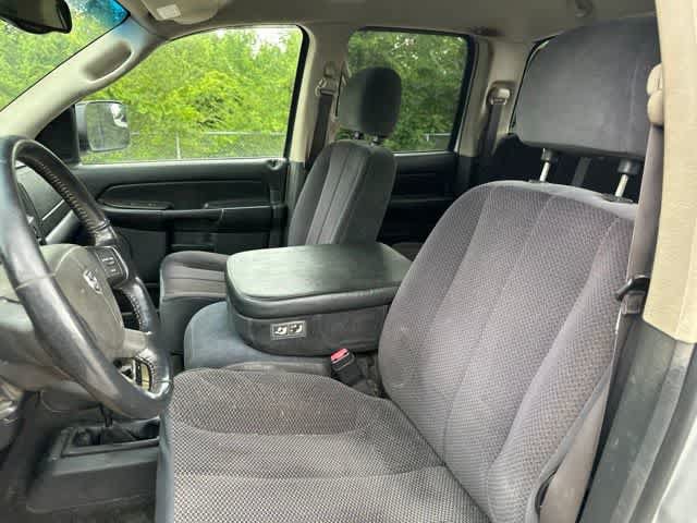 Used 2005 Dodge Ram 2500 Truck SLT w/ Quad Cab Big Horn Value Group AWD/4WD image 4