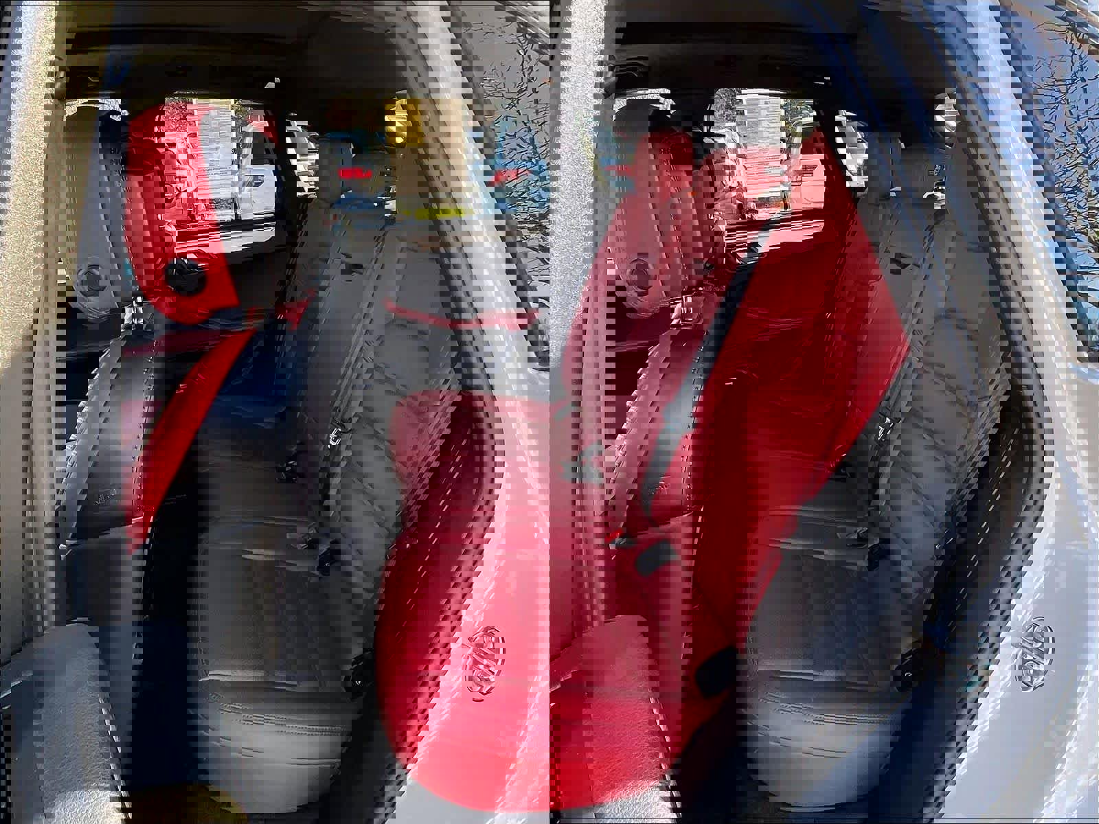 Used 2021 Porsche Macan Turbo image 15