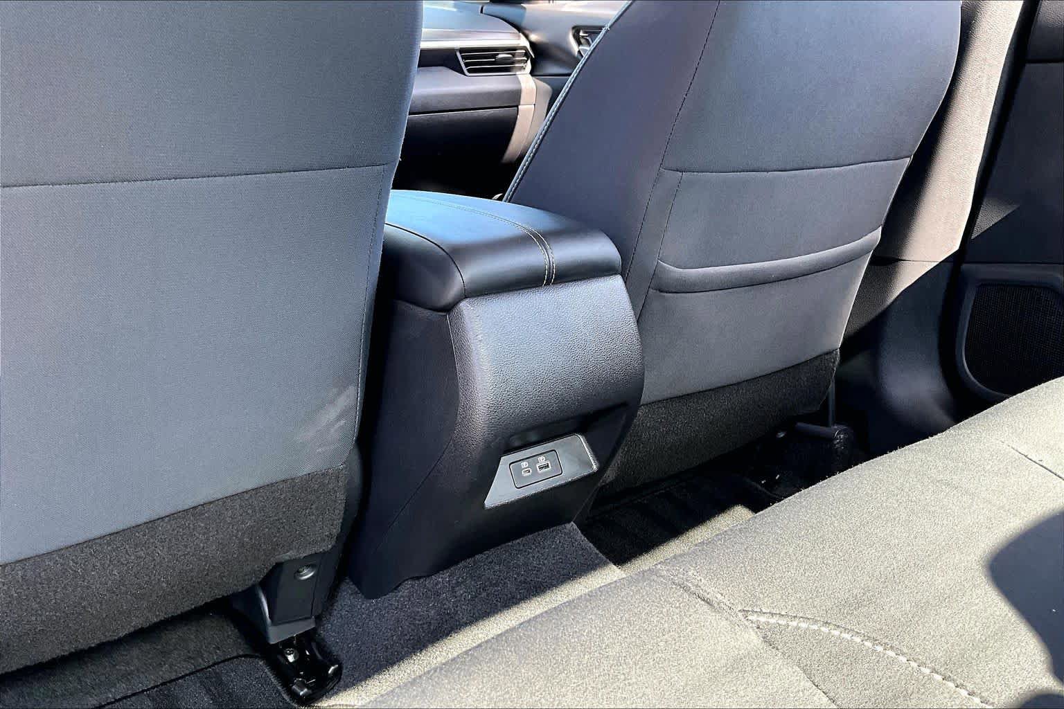 Used 2025 Nissan Altima 2.5 SV FWD image 34