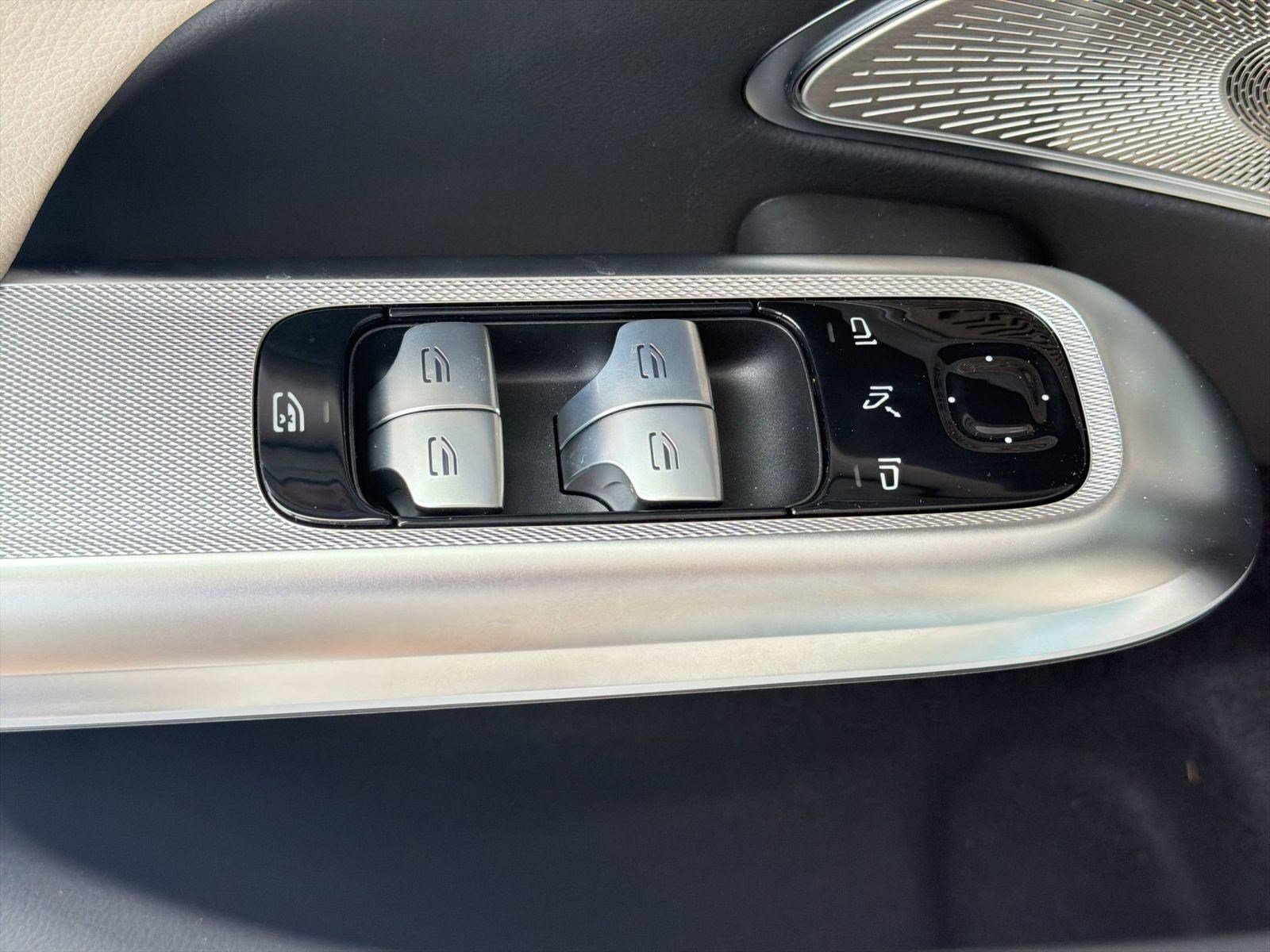 New 2026 Mercedes-Benz E 350 4MATIC Sedan image 20